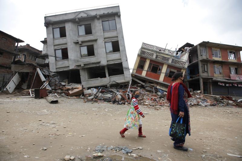 Nepal_Earthquake_Resigned_to_Danger__70529_webfeeds_3-800x533