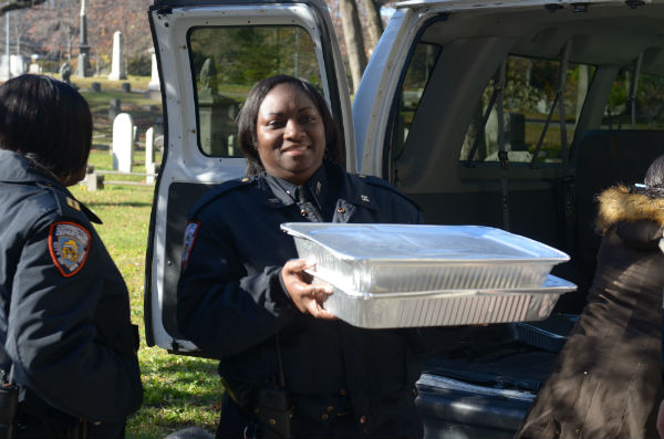 officers-serve-at-rikers